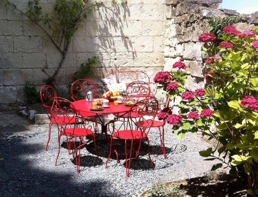 Villa L’escale Troglo au bord de la Loire à Souzay-Champigny Extérieur photo
