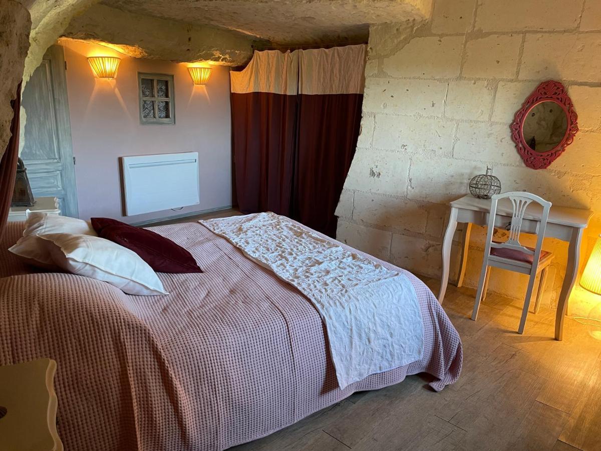 Villa L’escale Troglo au bord de la Loire à Souzay-Champigny Extérieur photo